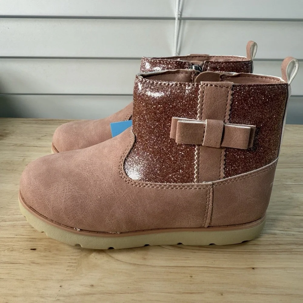 Munchkin Stride Rite Little Girl's Size 11M‎ Avalon Pink Glitter Side-Zip Boots